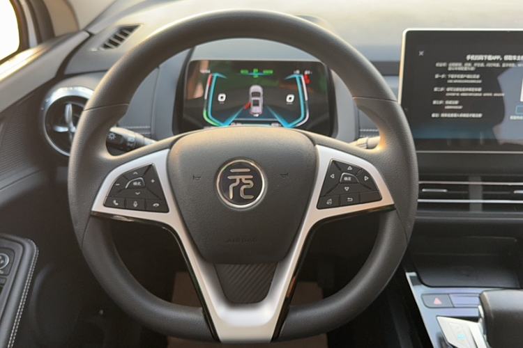 Used BYD Yuan New Energy 2019 EV535 Smart Connect Trendsetting Model Steering Wheel