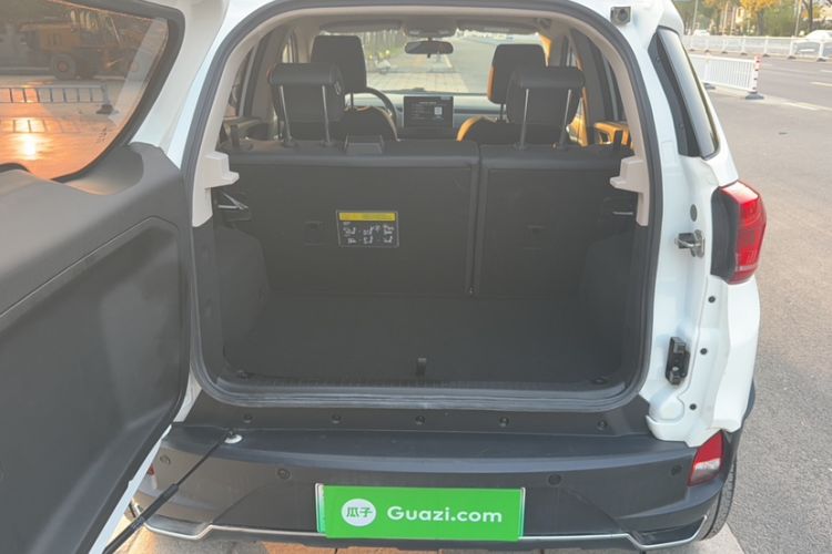 Used BYD Yuan New Energy 2019 EV535 Smart Connect Trendsetting Model Trunk