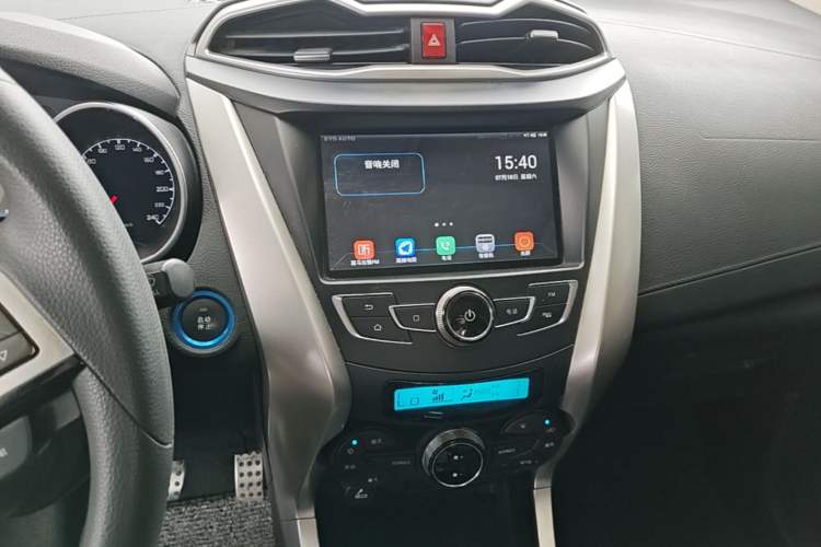 Used BYD Yuan New Energy 2018 EV360 Smart Connect Cool Edition Audio And AC Panel