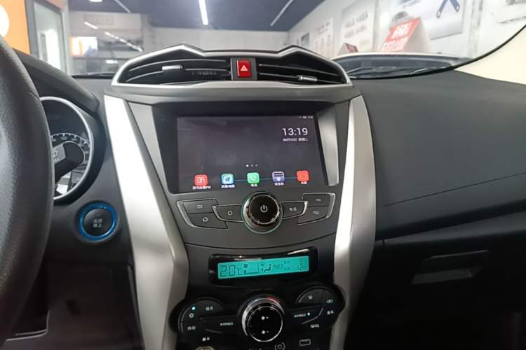 Used BYD Yuan New Energy 2018 EV360 Smart Connect Cool Edition Audio And AC Panel