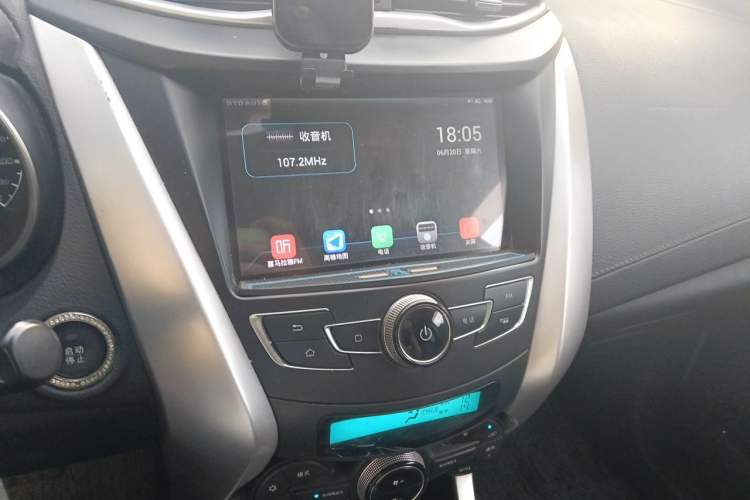 Used BYD Yuan New Energy 2018 EV360 Smart Connect Cool Edition Audio And AC Panel