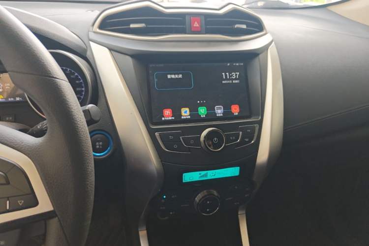 Used BYD Yuan New Energy 2018 EV360 Smart Connect Cool Edition Audio And AC Panel