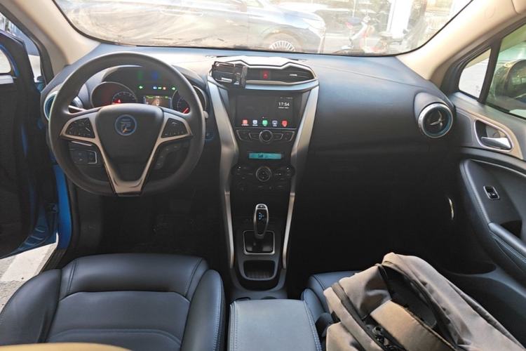 Used BYD Yuan New Energy 2018 EV360 Smart Connect Cool Edition Center Console