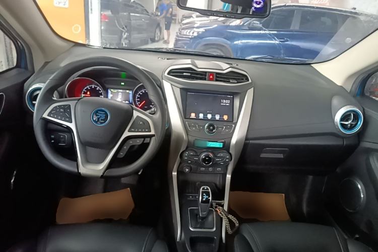 Used BYD Yuan New Energy 2018 EV360 Smart Connect Cool Edition Center Console