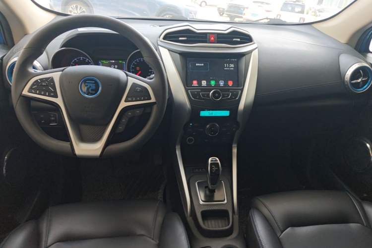 Used BYD Yuan New Energy 2018 EV360 Smart Connect Cool Edition Center Console
