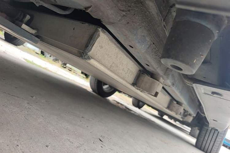 Used BYD Yuan New Energy 2018 EV360 Smart Connect Cool Edition Chassis Front Left
