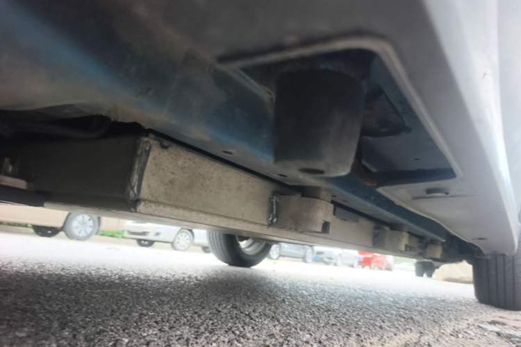 Used BYD Yuan New Energy 2018 EV360 Smart Connect Cool Edition Chassis Front Left