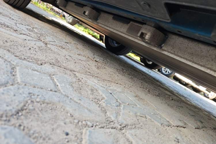 Used BYD Yuan New Energy 2018 EV360 Smart Connect Cool Edition Chassis Front Right