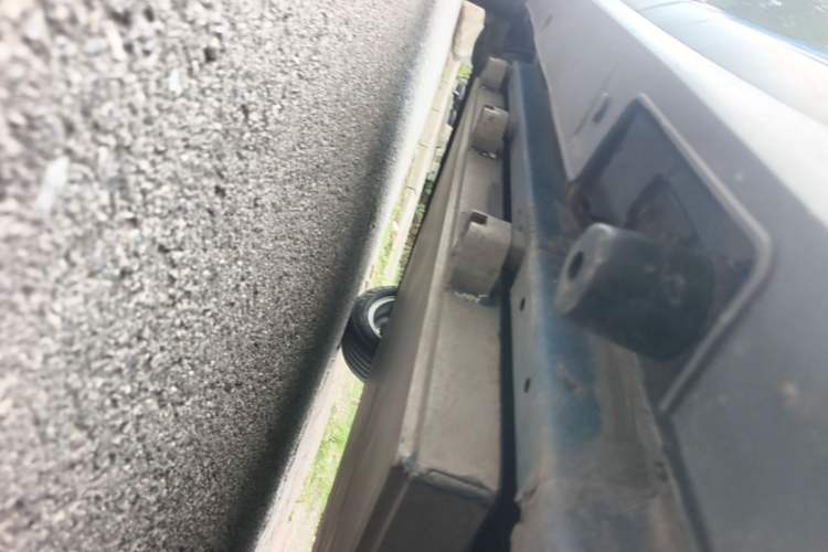 Used BYD Yuan New Energy 2018 EV360 Smart Connect Cool Edition Chassis Front Right