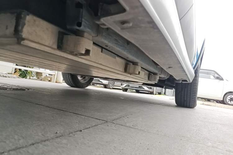 Used BYD Yuan New Energy 2018 EV360 Smart Connect Cool Edition Chassis Rear Right