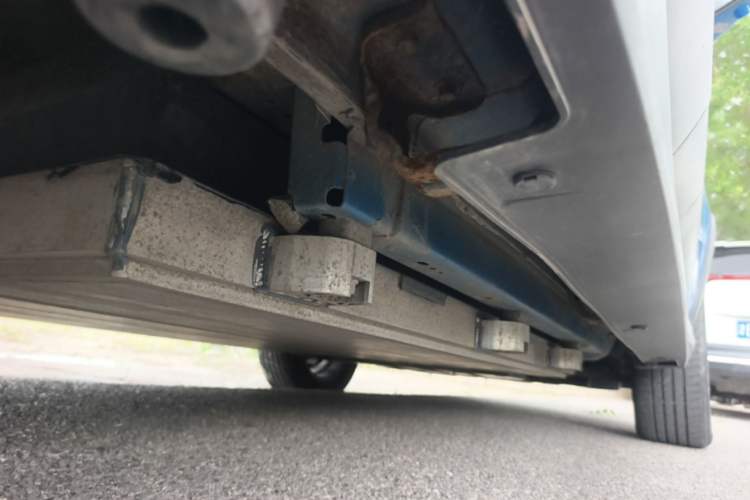 Used BYD Yuan New Energy 2018 EV360 Smart Connect Cool Edition Chassis Rear Right