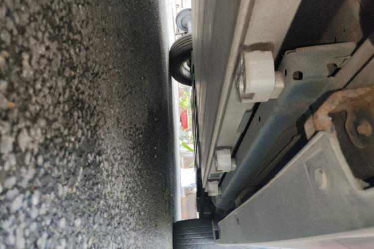 Used BYD Yuan New Energy 2018 EV360 Smart Connect Cool Edition Chassis Rear Right