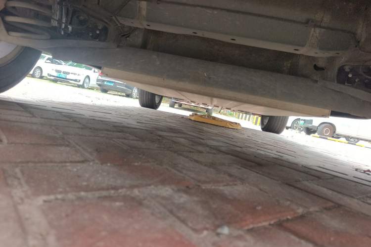Used BYD Yuan New Energy 2018 EV360 Smart Connect Cool Edition Chassis Rear