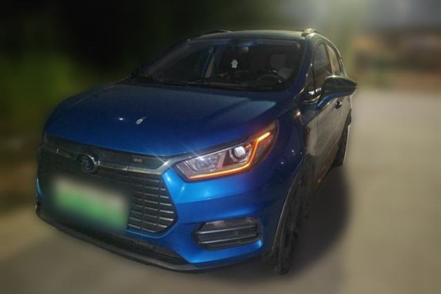 Ojetý BYD Yuan New Energy 2018 EV360 Smart Connect Cool Edition