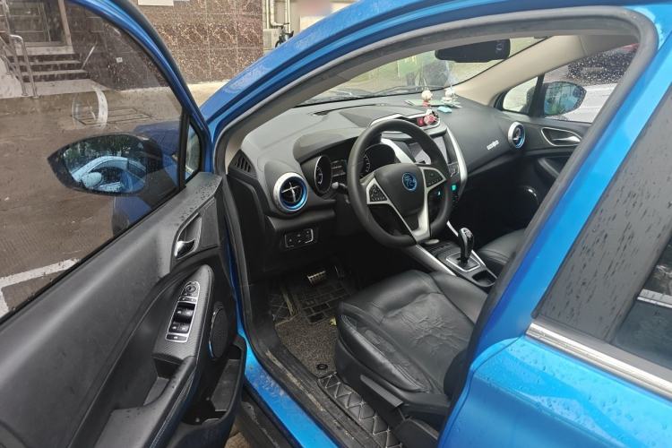 Used BYD Yuan New Energy 2018 EV360 Smart Connect Cool Edition Driver Seat