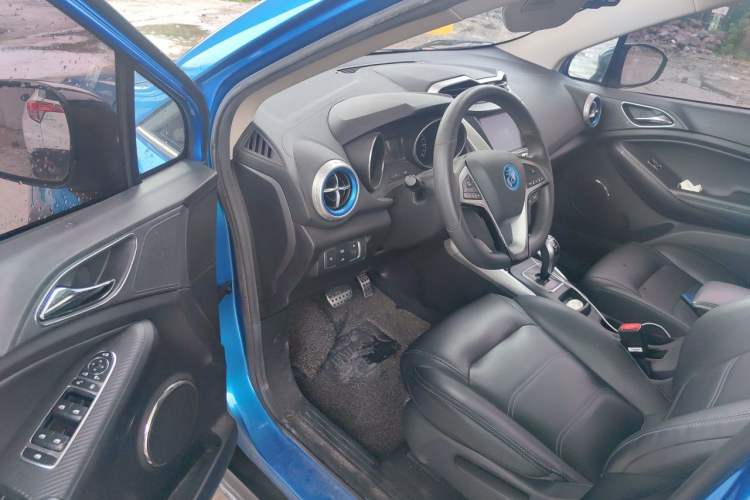 Used BYD Yuan New Energy 2018 EV360 Smart Connect Cool Edition Driver Seat