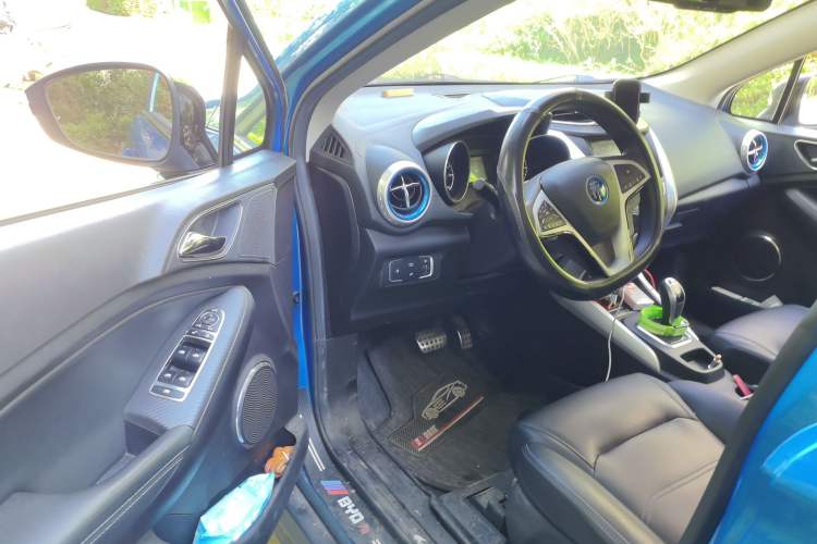 Used BYD Yuan New Energy 2018 EV360 Smart Connect Cool Edition Driver Seat