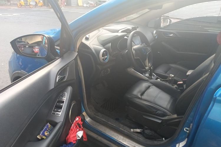 Used BYD Yuan New Energy 2018 EV360 Smart Connect Cool Edition Driver Seat