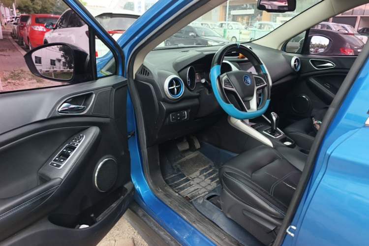 Used BYD Yuan New Energy 2018 EV360 Smart Connect Cool Edition Driver Seat