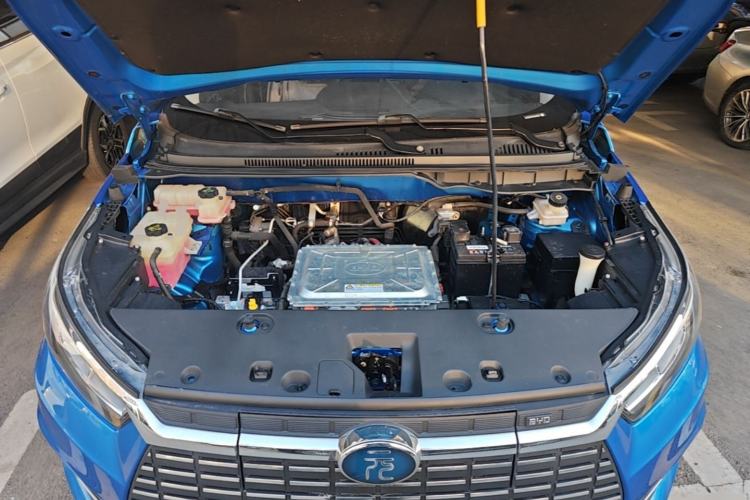 Used BYD Yuan New Energy 2018 EV360 Smart Connect Cool Edition Engine Bay