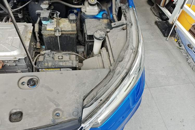 Used BYD Yuan New Energy 2018 EV360 Smart Connect Cool Edition Engine Bay Left