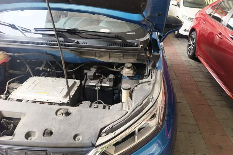 Used BYD Yuan New Energy 2018 EV360 Smart Connect Cool Edition Engine Bay Left