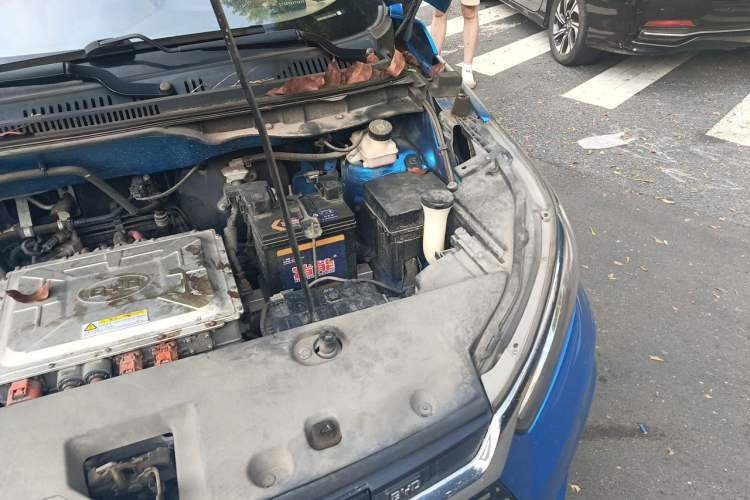 Used BYD Yuan New Energy 2018 EV360 Smart Connect Cool Edition Engine Bay Left