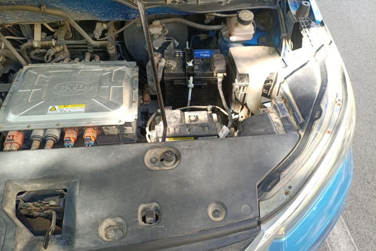 Used BYD Yuan New Energy 2018 EV360 Smart Connect Cool Edition Engine Bay Left