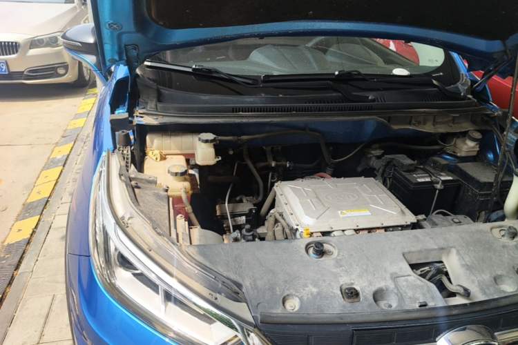 Used BYD Yuan New Energy 2018 EV360 Smart Connect Cool Edition Engine Bay Right