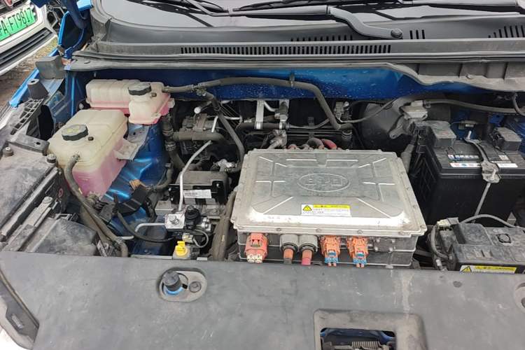 Used BYD Yuan New Energy 2018 EV360 Smart Connect Cool Edition Engine Bay Right