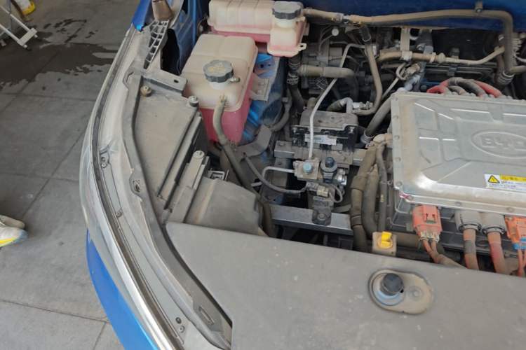Used BYD Yuan New Energy 2018 EV360 Smart Connect Cool Edition Engine Bay Right