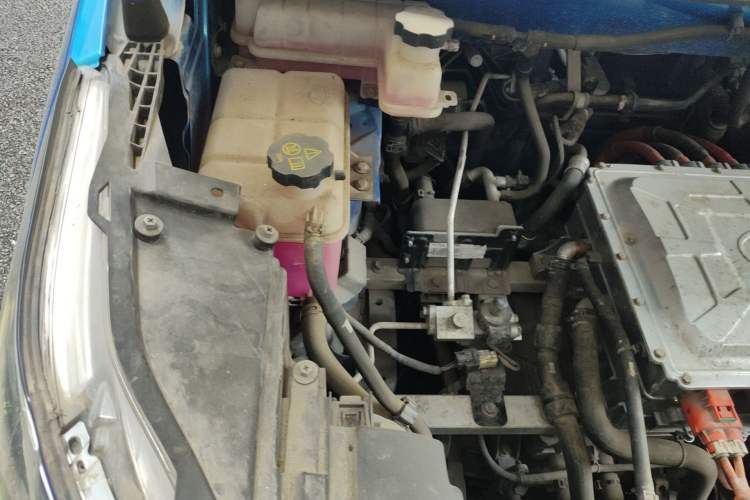 Used BYD Yuan New Energy 2018 EV360 Smart Connect Cool Edition Engine Bay Right