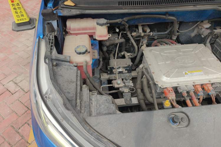 Used BYD Yuan New Energy 2018 EV360 Smart Connect Cool Edition Engine Bay Right