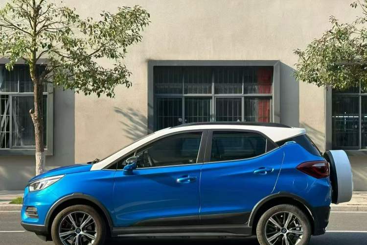 Used BYD Yuan New Energy 2018 EV360 Smart Connected Cool Model Exterior 4