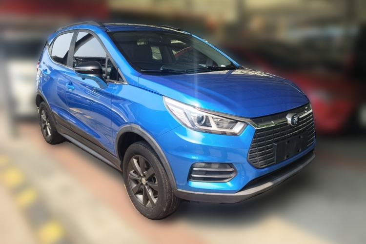 Used BYD Yuan New Energy 2018 EV360 Smart Connect Cool Edition Front Right 45 Deg