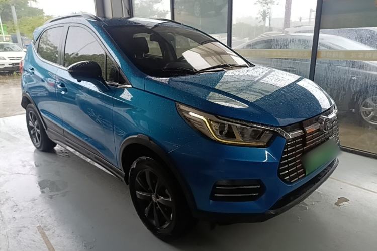 Used BYD Yuan New Energy 2018 EV360 Smart Connect Cool Edition Front Right 45 Deg