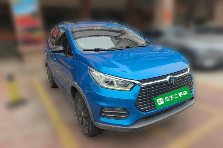 Used BYD Yuan New Energy 2018 EV360 Smart Connect Cool Edition Front Right 45 Deg