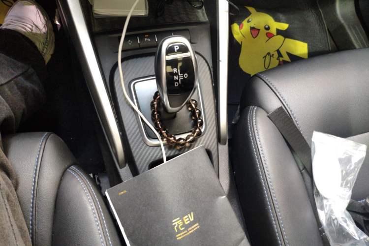 Used BYD Yuan New Energy 2018 EV360 Smart Connect Cool Edition Gear Lever