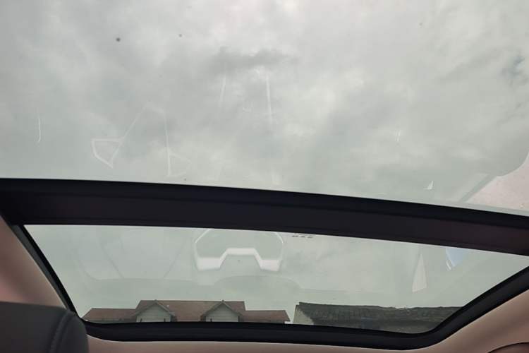 Used BYD Yuan New Energy 2018 EV360 Smart Connect Cool Edition Headliner