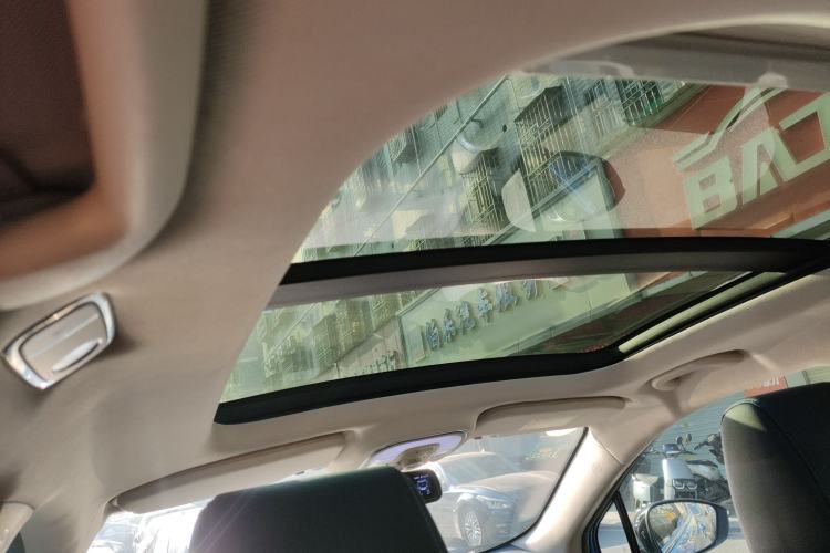 Used BYD Yuan New Energy 2018 EV360 Smart Connected Cool Model Headliner