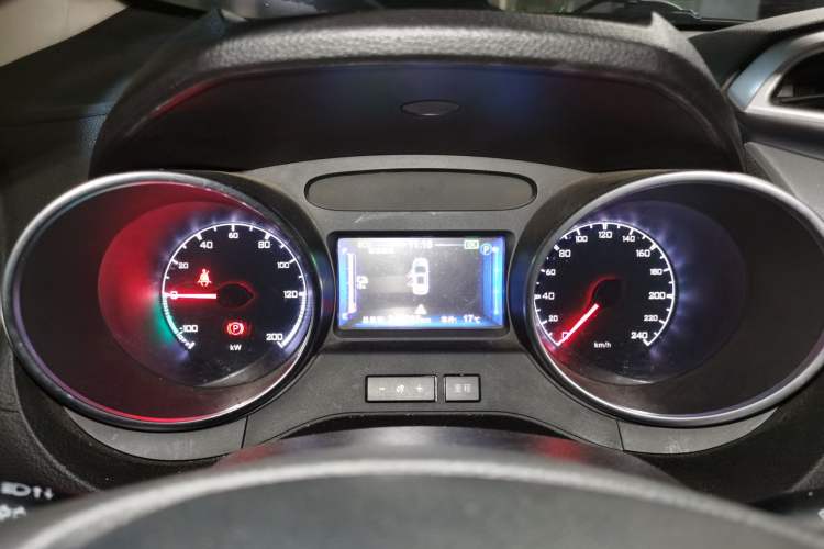 Used BYD Yuan New Energy 2018 EV360 Smart Connect Cool Edition Instrument Cluster