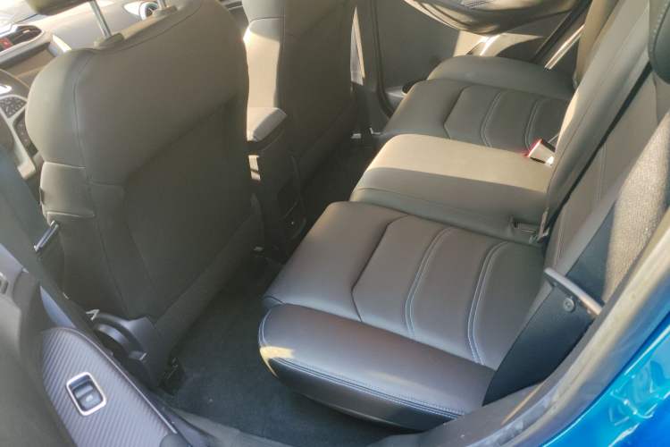 Used BYD Yuan New Energy 2018 EV360 Smart Connected Cool Model Interior 4