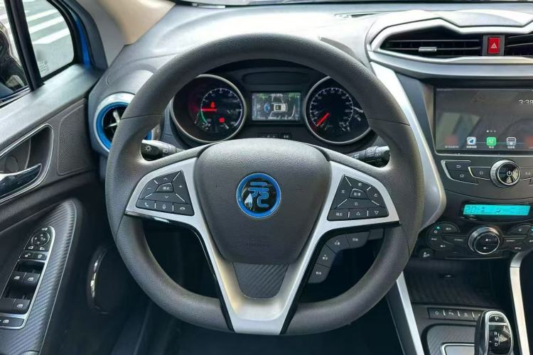 Used BYD Yuan New Energy 2018 EV360 Smart Connected Cool Model Interior 6