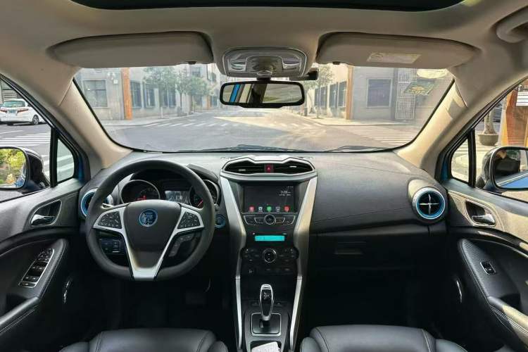 Used BYD Yuan New Energy 2018 EV360 Smart Connected Cool Model Interior 8