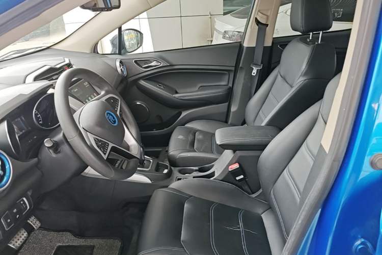 Used BYD Yuan New Energy 2018 EV360 Smart Connect Cool Edition Left Front Seat