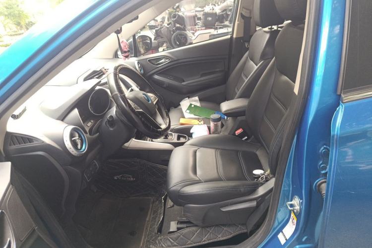 Used BYD Yuan New Energy 2018 EV360 Smart Connected Cool Model Left Front Seat