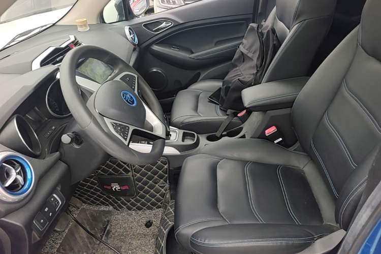Used BYD Yuan New Energy 2018 EV360 Smart Connect Cool Edition Left Front Seat