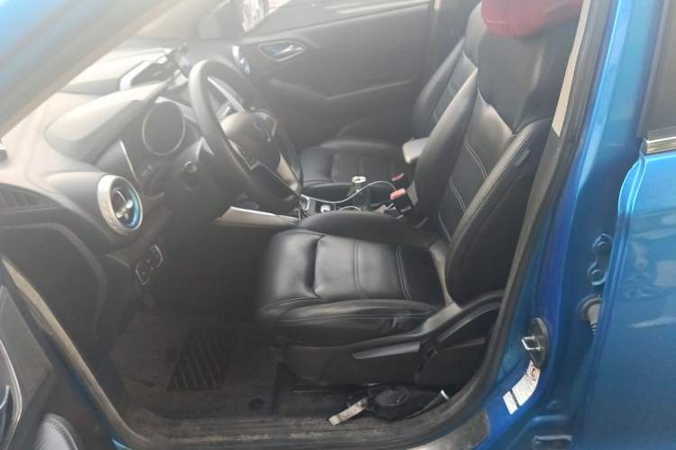 Used BYD Yuan New Energy 2018 EV360 Smart Connect Cool Edition Left Front Seat