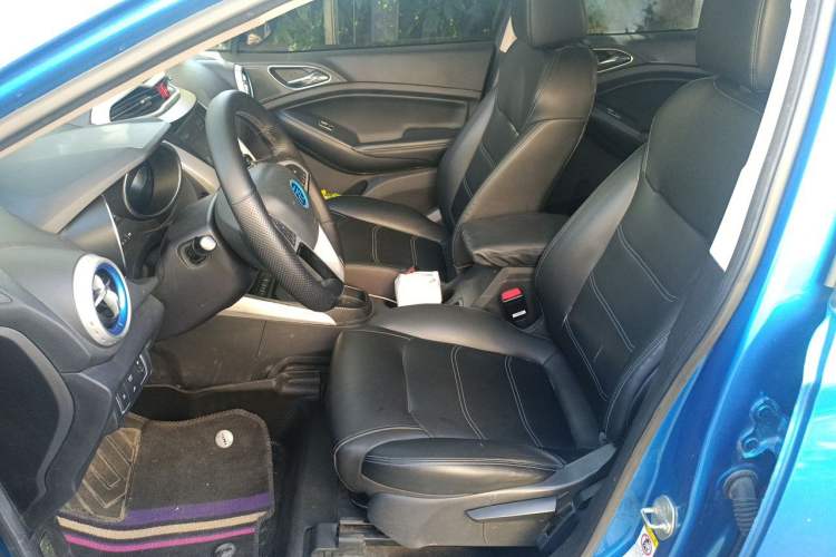 Used BYD Yuan New Energy 2018 EV360 Smart Connect Cool Edition Left Front Seat