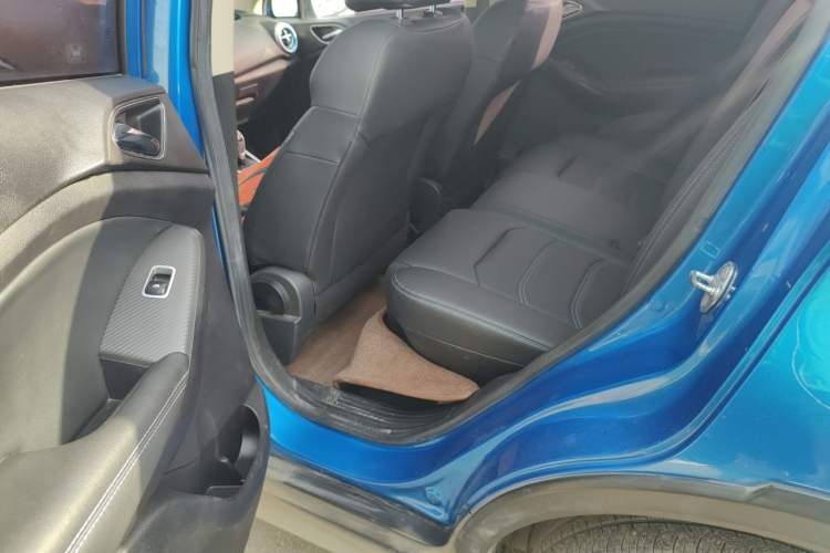 Used BYD Yuan New Energy 2018 EV360 Smart Connect Cool Edition Left Rear Seat